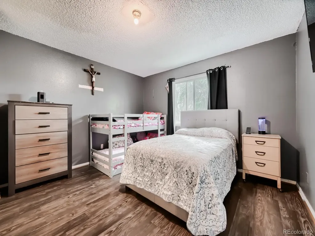 247 Wadsworth Circle Longmont CO 80504