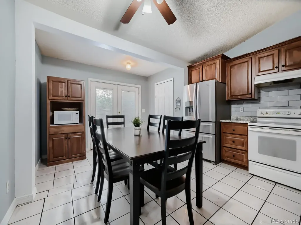 247 Wadsworth Circle Longmont CO 80504