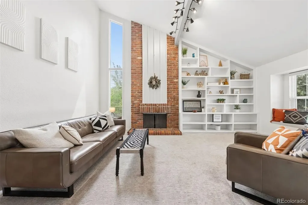 7626 S Willow Way Centennial CO 80112