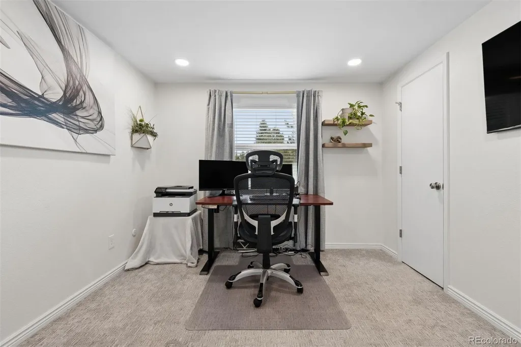 7626 S Willow Way Centennial CO 80112