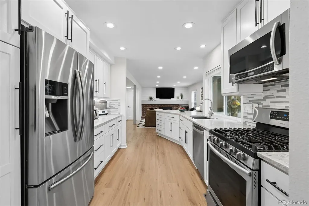 7626 S Willow Way Centennial CO 80112