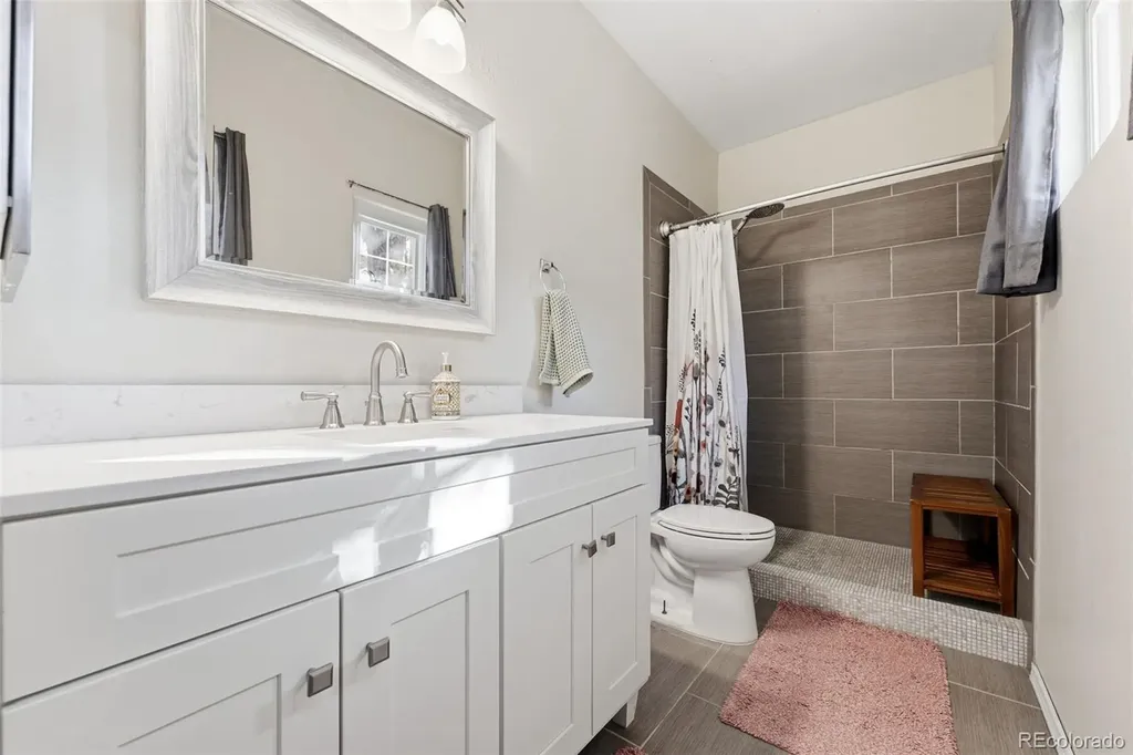 1681 W Canal Circle Littleton CO 80120