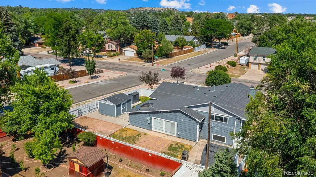 1112 Auburn Drive Colorado Springs CO 80909