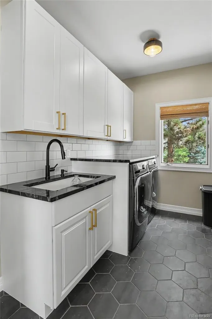 7499 S Genoa Circle Centennial CO 80016
