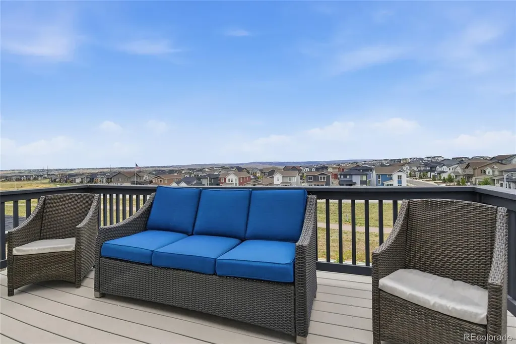 8697 Middle Fork Street Littleton CO 80125