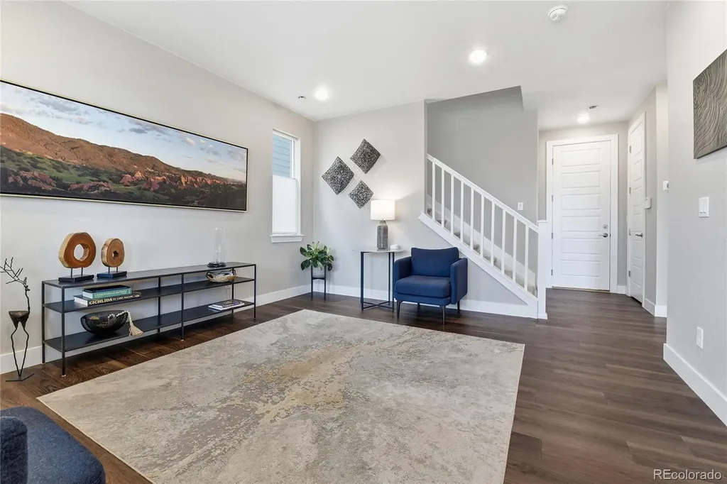 8697 Middle Fork Street Littleton CO 80125