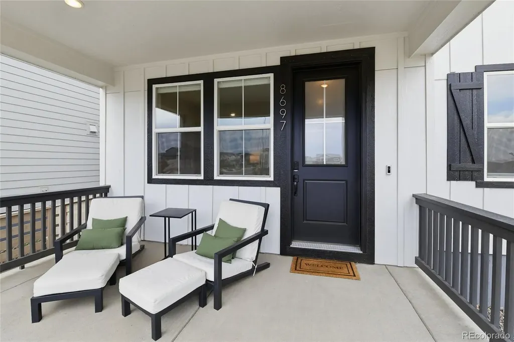 8697 Middle Fork Street Littleton CO 80125
