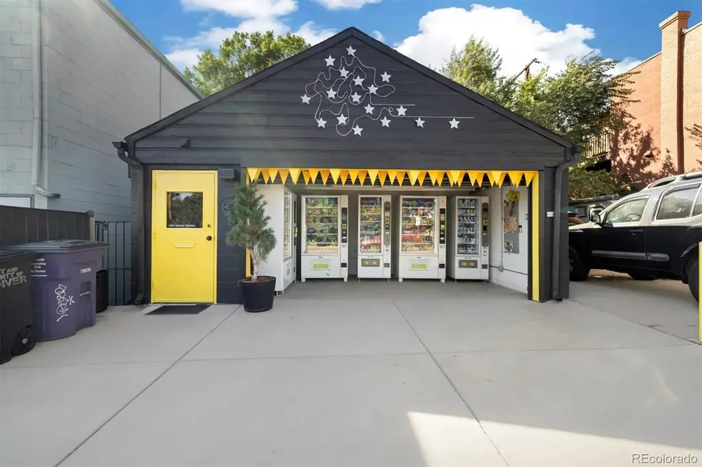 3122 Umatilla Street Denver CO 80211