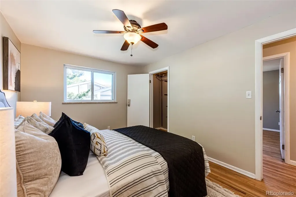 6724 S Ash Way Centennial CO 80122