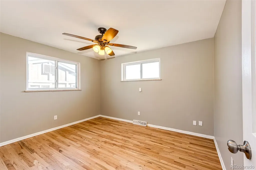 6724 S Ash Way Centennial CO 80122