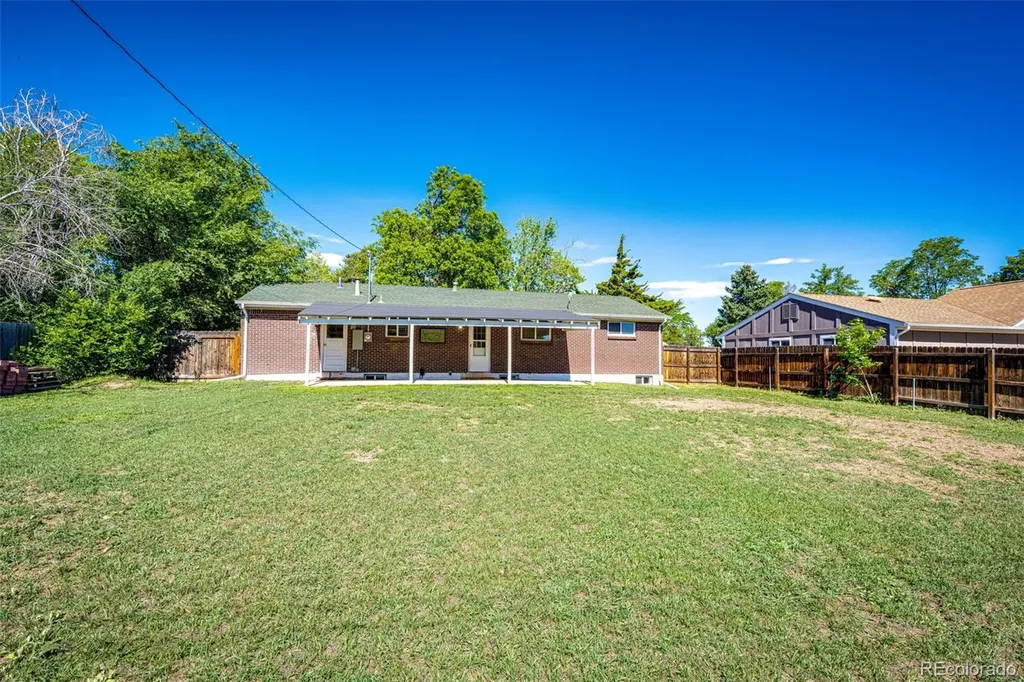 6724 S Ash Way Centennial CO 80122