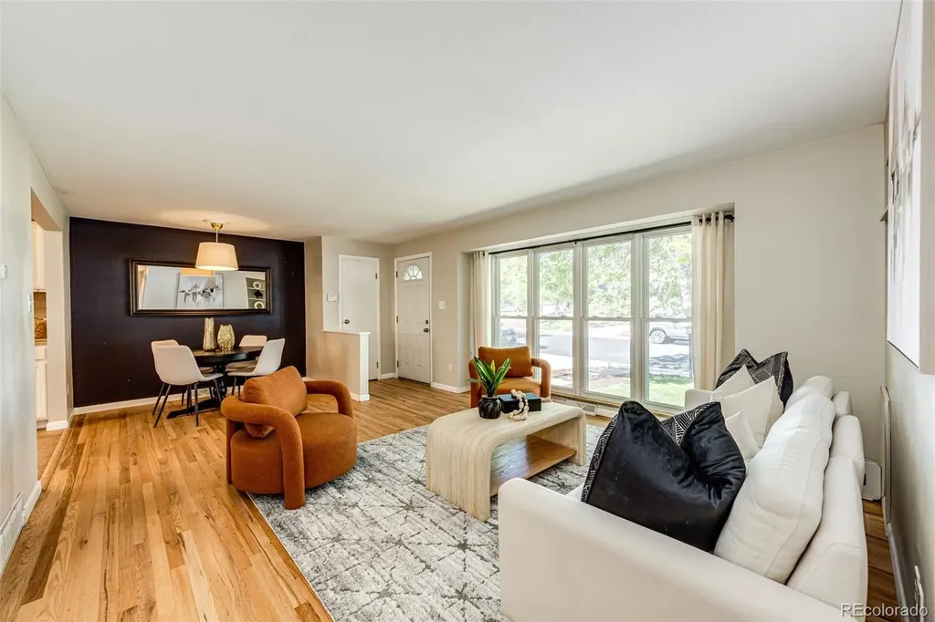 6724 S Ash Way Centennial CO 80122