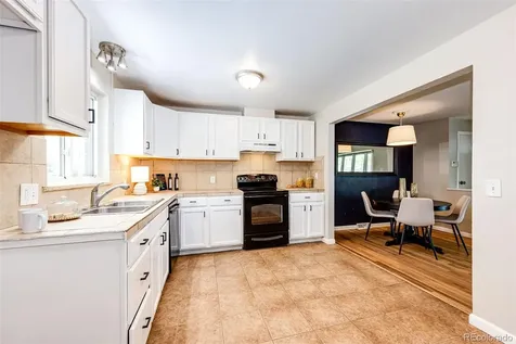6724 S Ash Way Centennial CO 80122