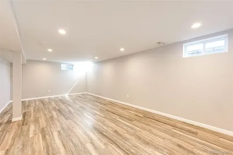 6724 S Ash Way Centennial CO 80122