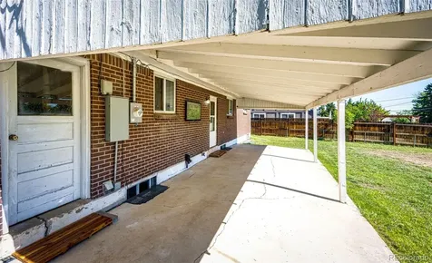 6724 S Ash Way Centennial CO 80122