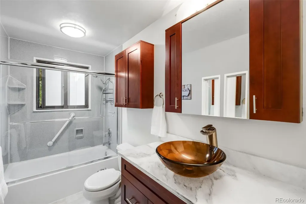 2141 S Dallas Street Denver CO 80231