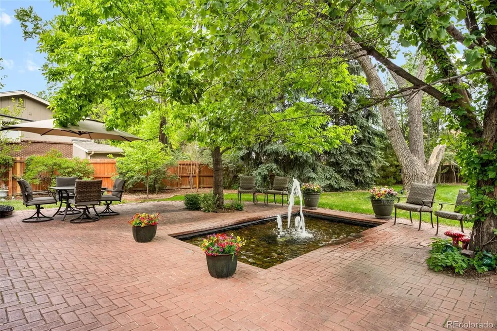 2141 S Dallas Street Denver CO 80231