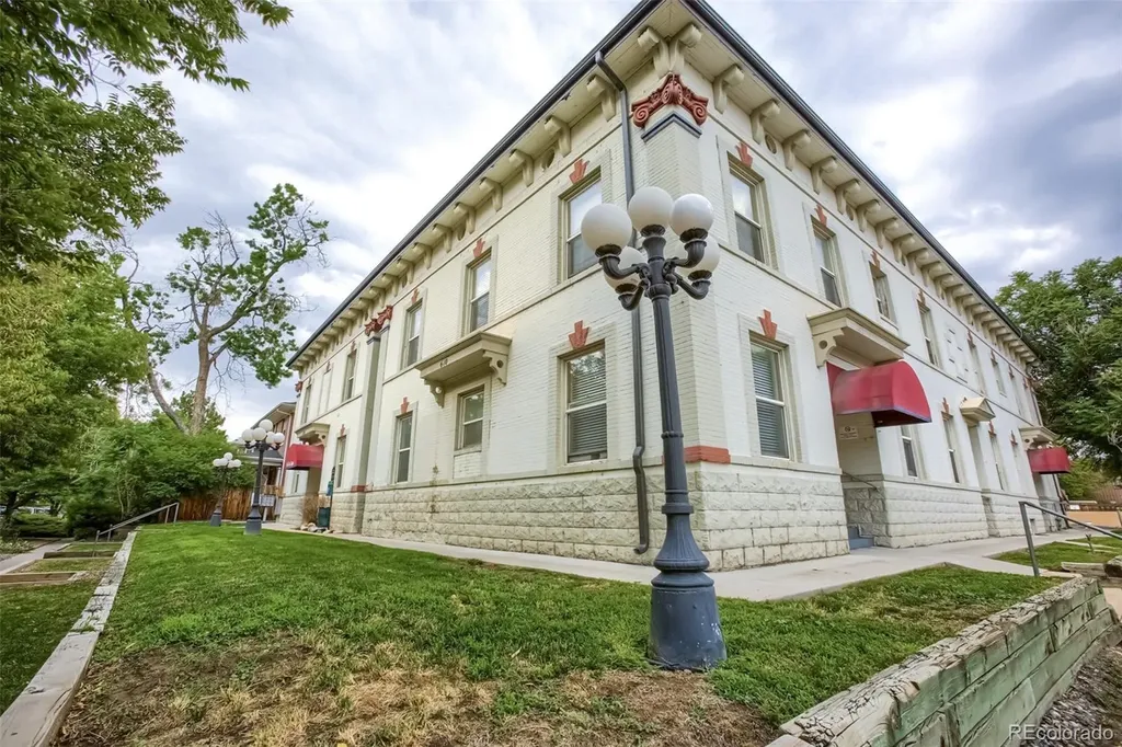 610 N Logan Street Denver CO 80203