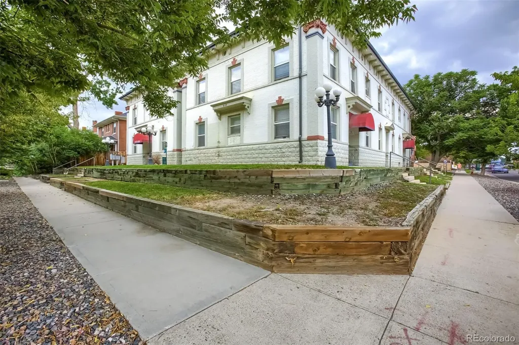 610 N Logan Street Denver CO 80203