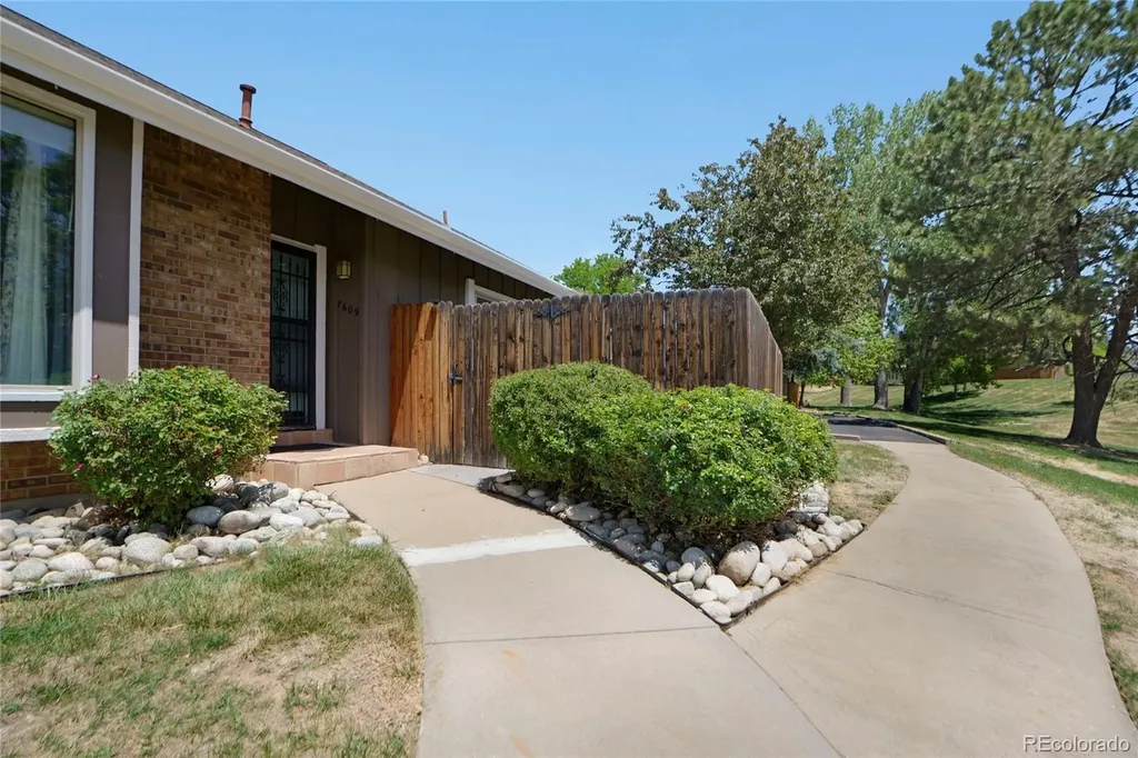 7609 E Jamison Drive Centennial CO 80112