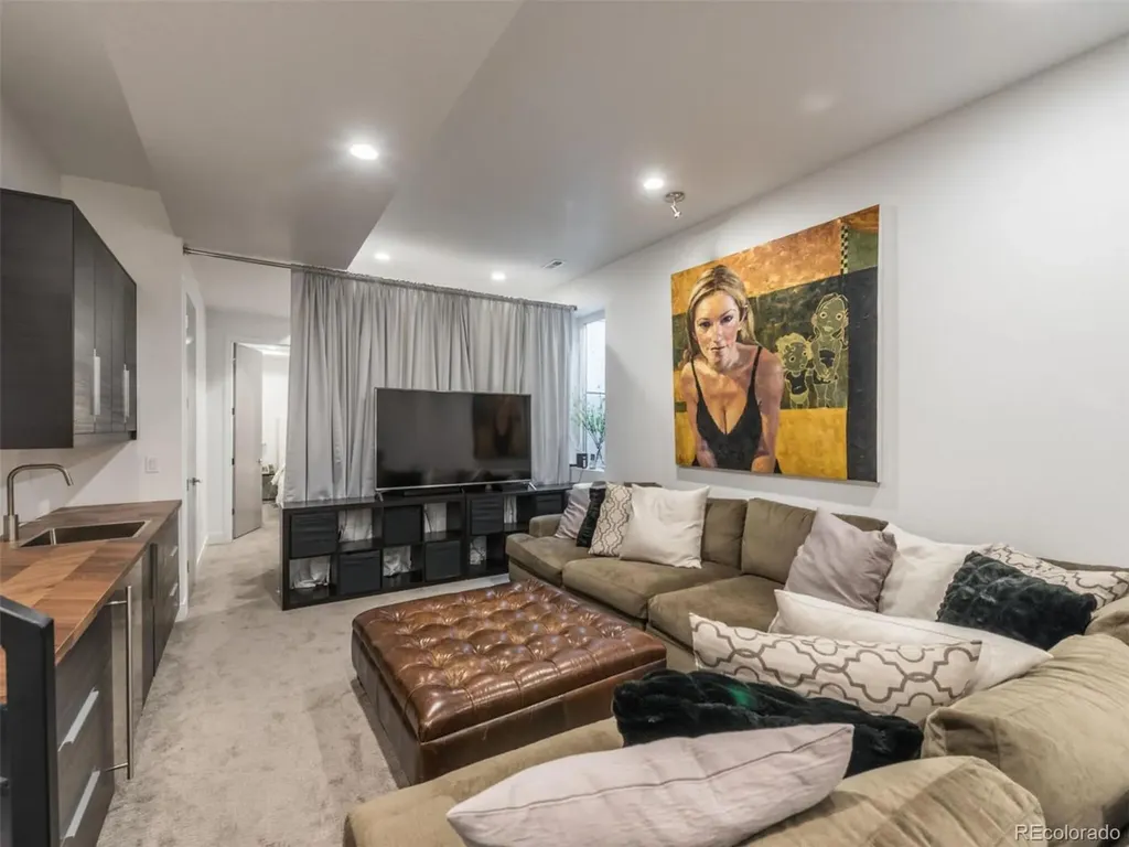 3155 W 26th Avenue Denver CO 80211