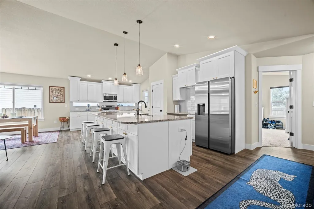 5545 Drake Way Longmont CO 80504