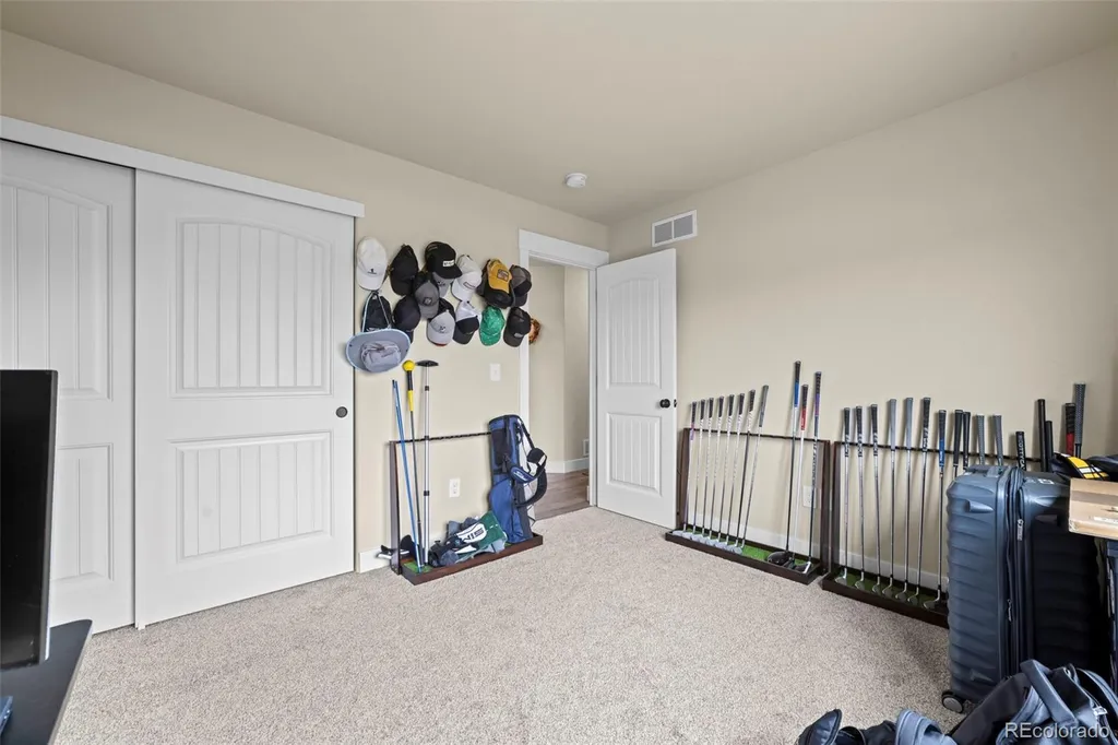 5545 Drake Way Longmont CO 80504