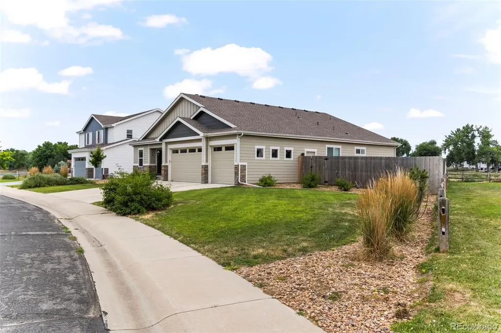 5545 Drake Way Longmont CO 80504