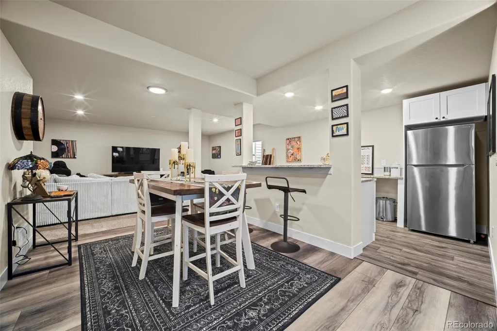 5545 Drake Way Longmont CO 80504