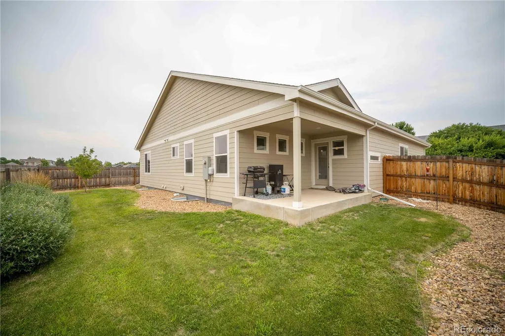 5545 Drake Way Longmont CO 80504