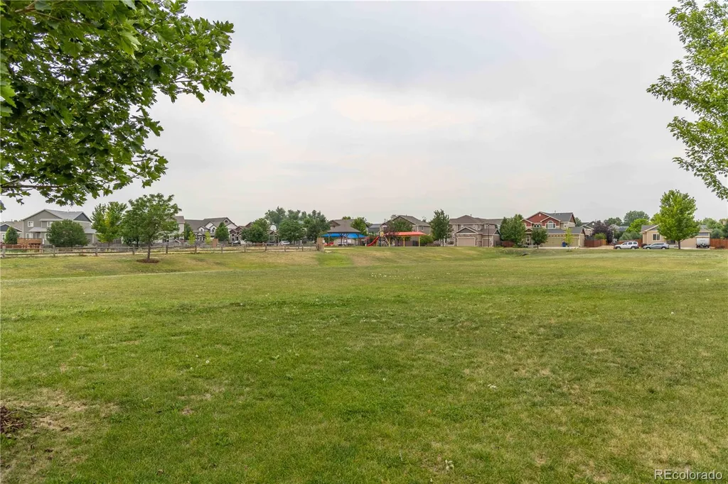 5545 Drake Way Longmont CO 80504