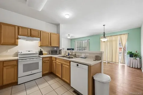 847 S Evanston Circle Aurora CO 80012
