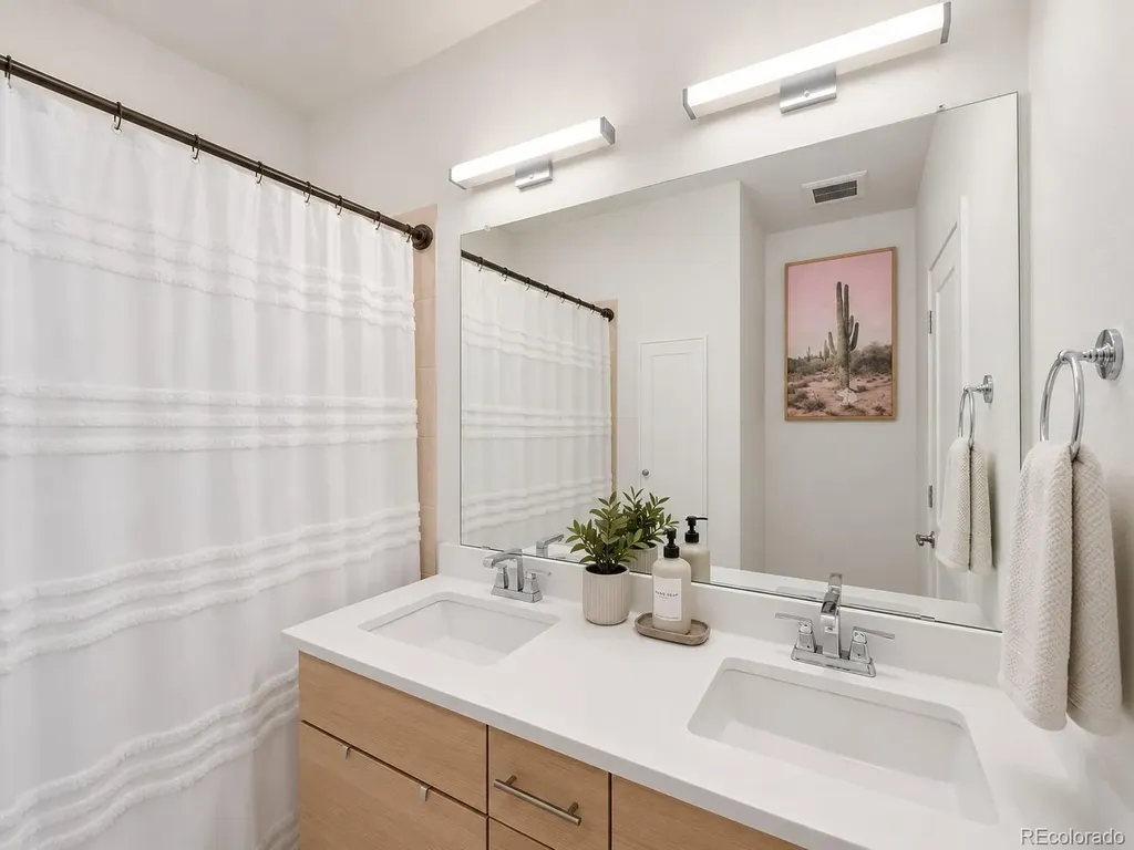 878 Kalamath Street Denver CO 80204
