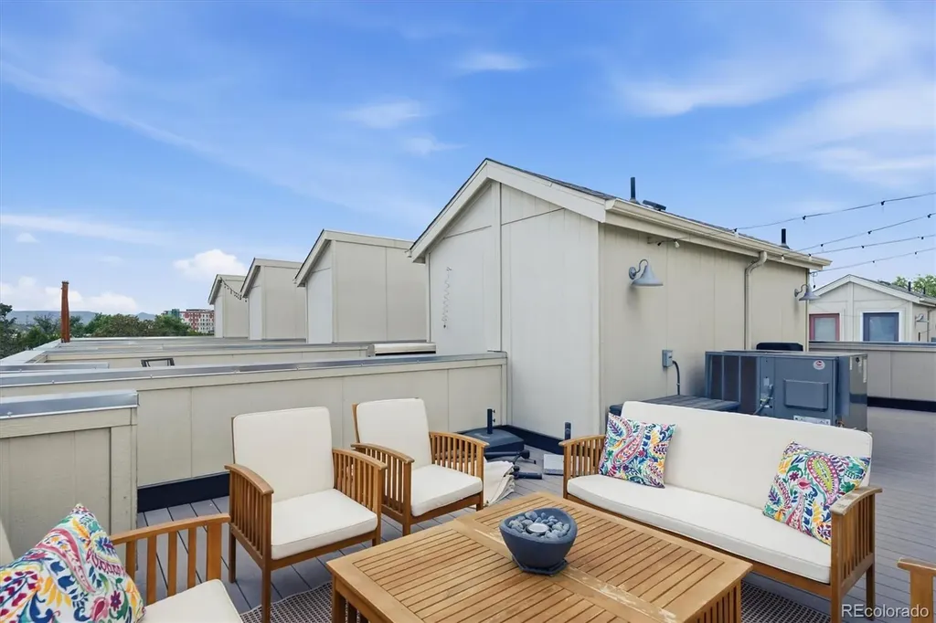 878 Kalamath Street Denver CO 80204