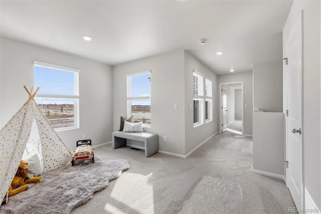 5422 N Denali Boulevard Aurora CO 80019