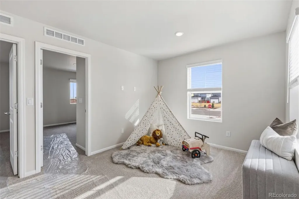 5422 N Denali Boulevard Aurora CO 80019
