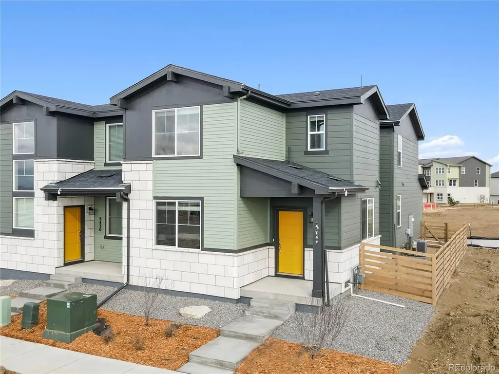 5422 N Denali Boulevard Aurora CO 80019