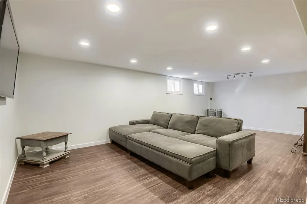 4991 S Boston Street Greenwood Village CO 80111