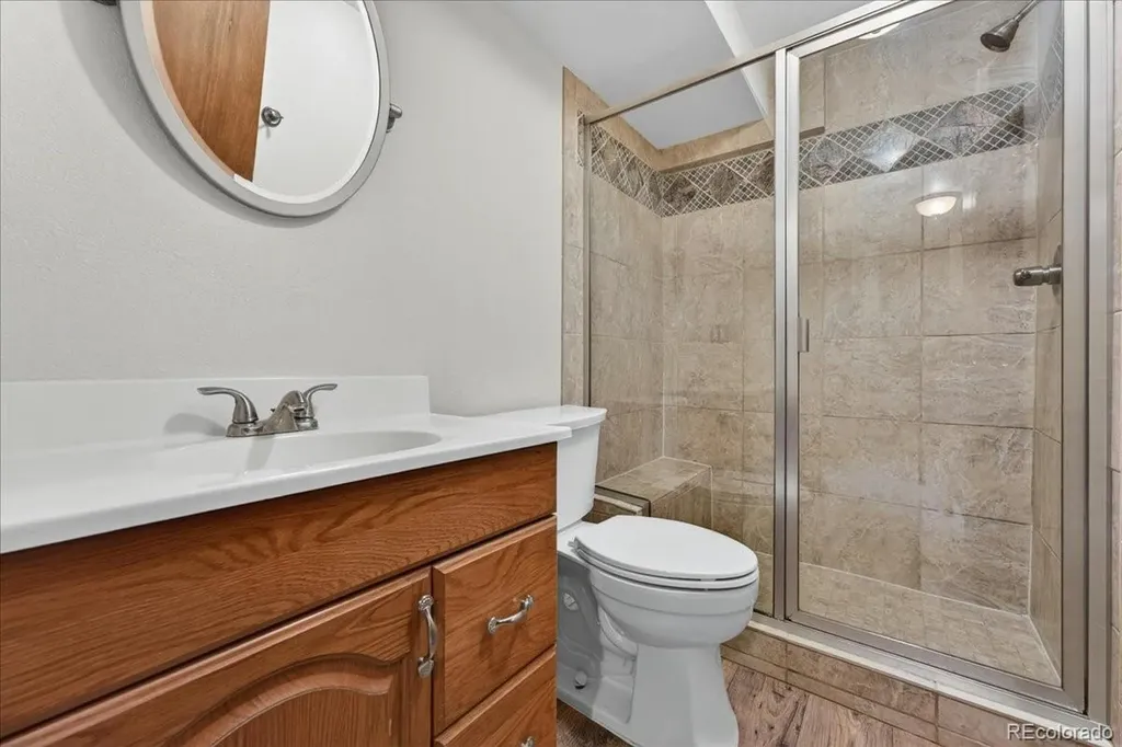 19721 E Stanford Drive Centennial CO 80015