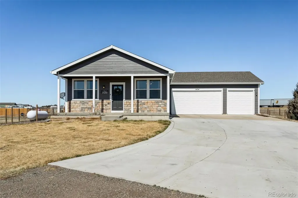 1434 4th Court Deer Trail CO 80105