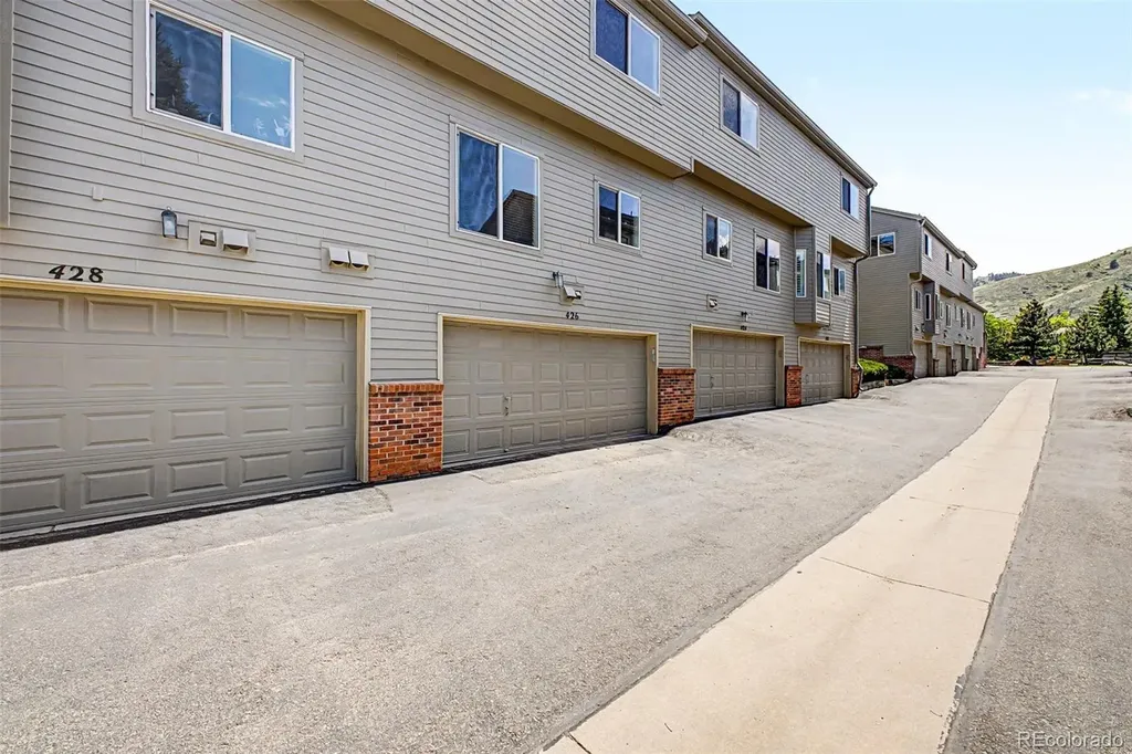 426 Anvil Way Golden CO 80401