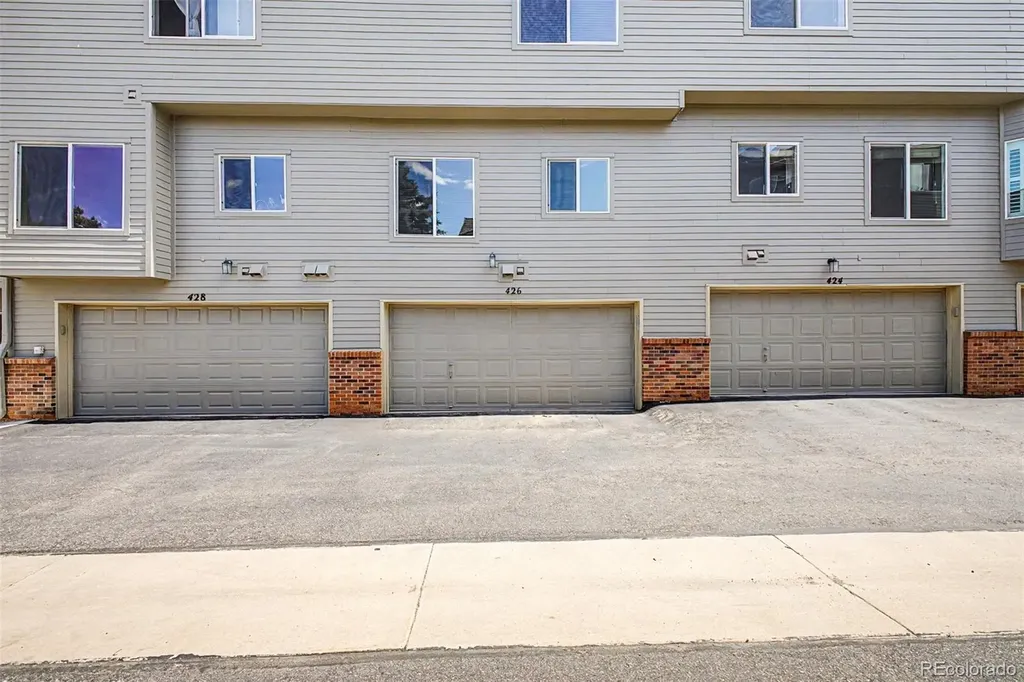 426 Anvil Way Golden CO 80401