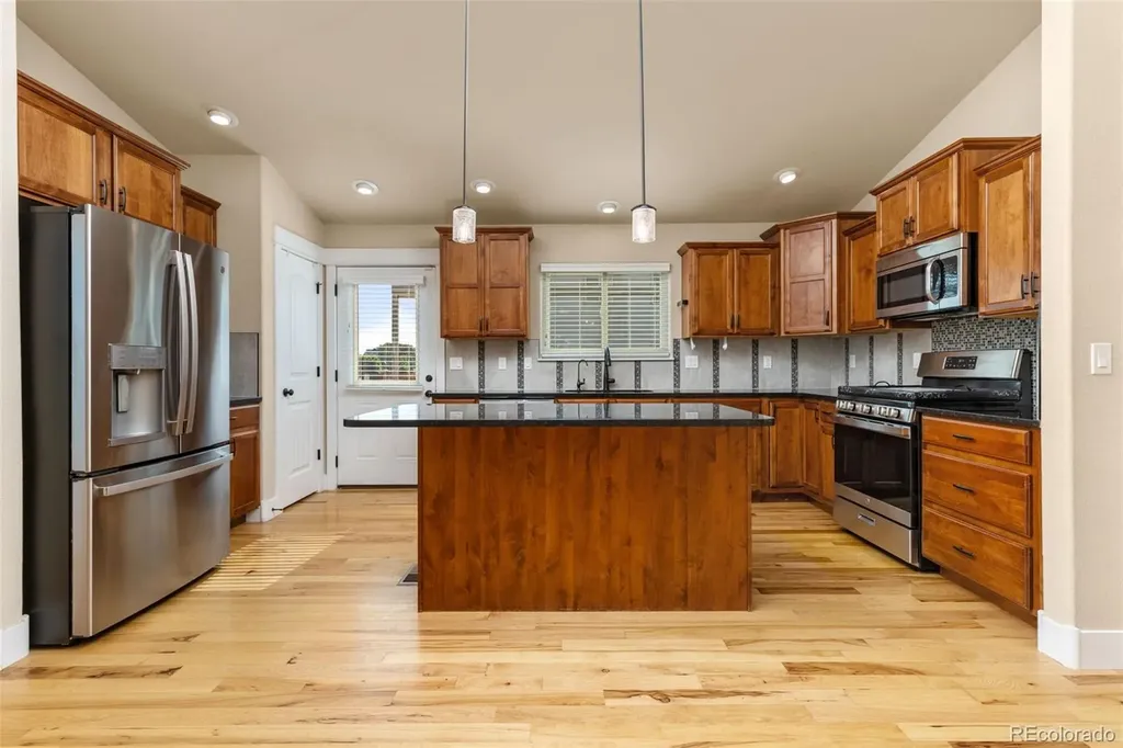 335 Kirkland Lane Johnstown CO 80534