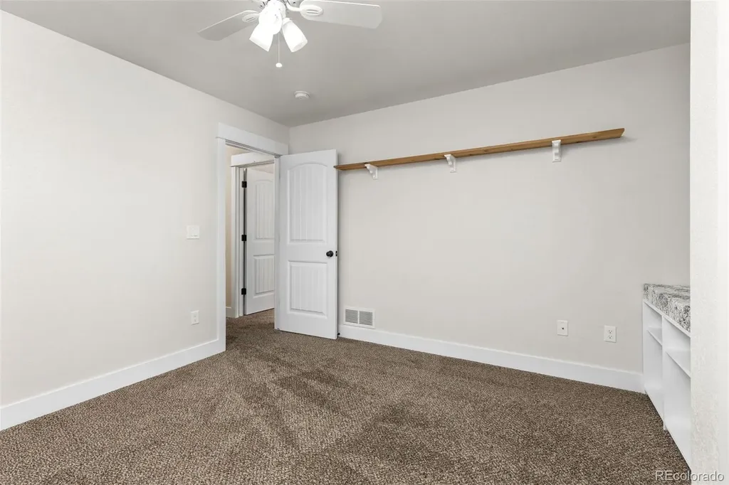 335 Kirkland Lane Johnstown CO 80534