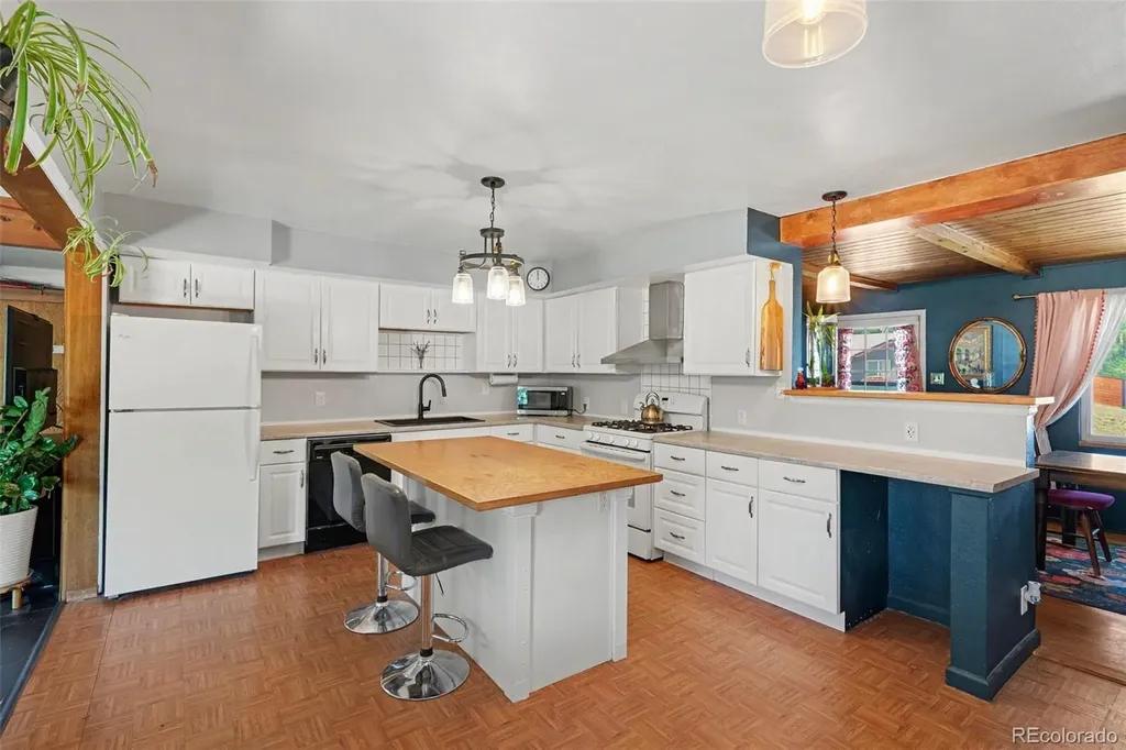 1830 S Stuart Street Denver CO 80219