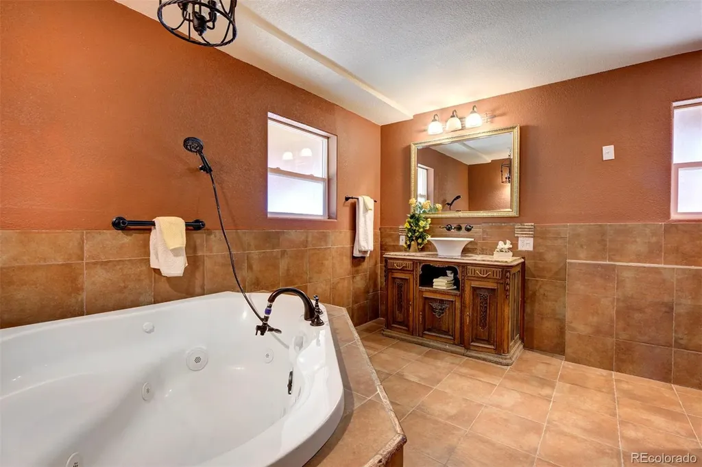 33508 Persistence Avenue Pine CO 80470