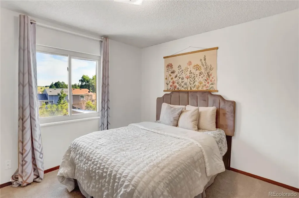 28 Gordon Dr Road Castle Rock CO 80104
