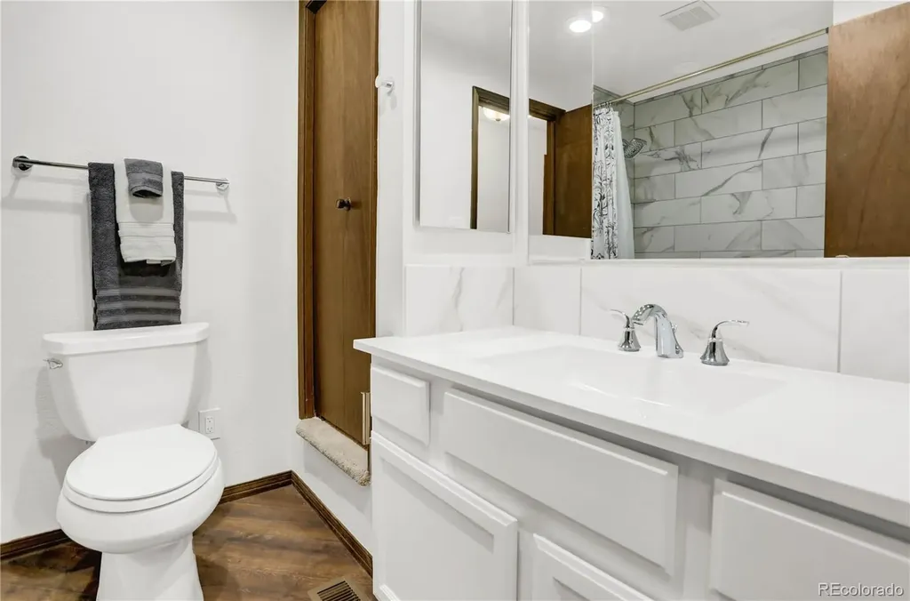 28 Gordon Dr Road Castle Rock CO 80104