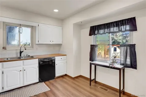 28 Gordon Dr Road Castle Rock CO 80104