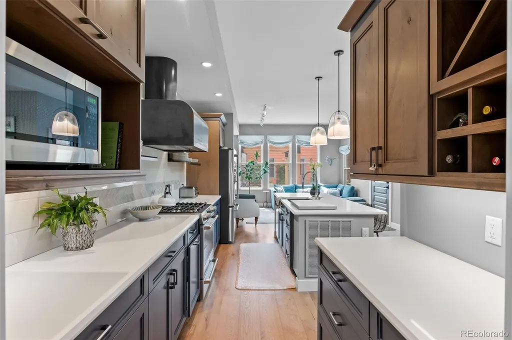2880 Curtis Street Denver CO 80205